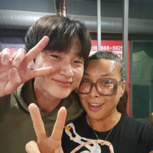 Jung Young-ju Instagram - #선재업고튀어 
#복순팸
#임솔
#선재
#임금
#말자
#현주
#태성
#윤감독님

사랑한다!!!