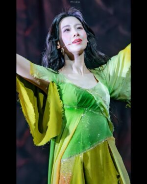 Jung Yu-ji Instagram - 서울 공연 끝💚
감사했습니다🫶🏼