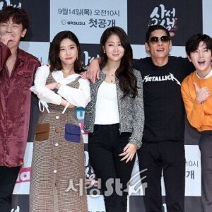 Junggigo Instagram - 드디어 내일 첫 방! 제작진의 사기에 속아 벨기에로 팔려간 다섯명의 불쌍한 영혼들의 애환의 대서사시 #사서고생 jtbc2 채널에서 저녁 9:30분 시작합니다. 많이 응원해주세요.