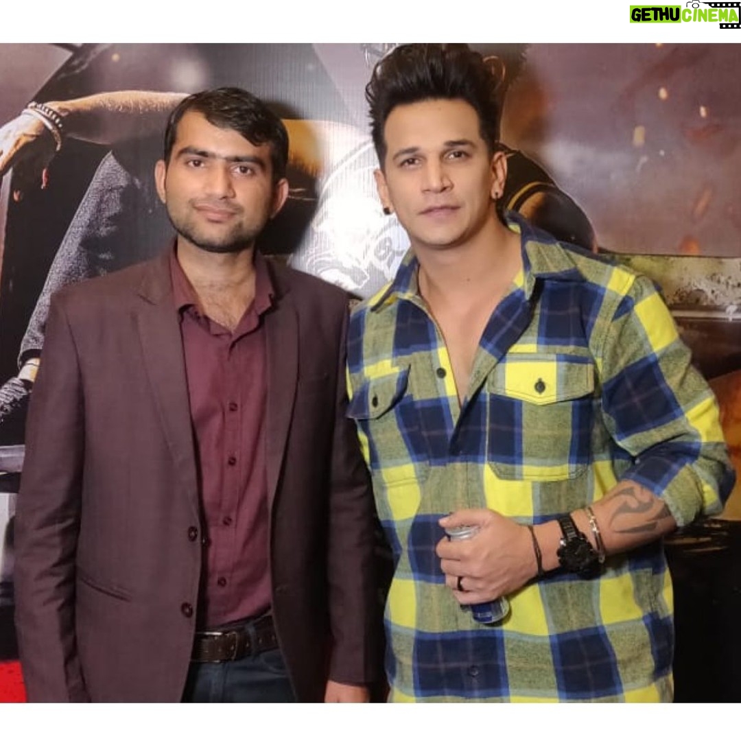 Junjaram Thory - 537 Likes - With MTV Roadies and Big Boss fame Actor @princenarula during Roadies Anthem Song Promotion at The Black Box Jaipur ☑️
📷📷
.
.
.
.
#rodies #rodiesanthem #promotion #jaipur #princenarula #JunjaramThory #junjaramwithprincenarula #picoftheday #celebs #celebsinjaipur
