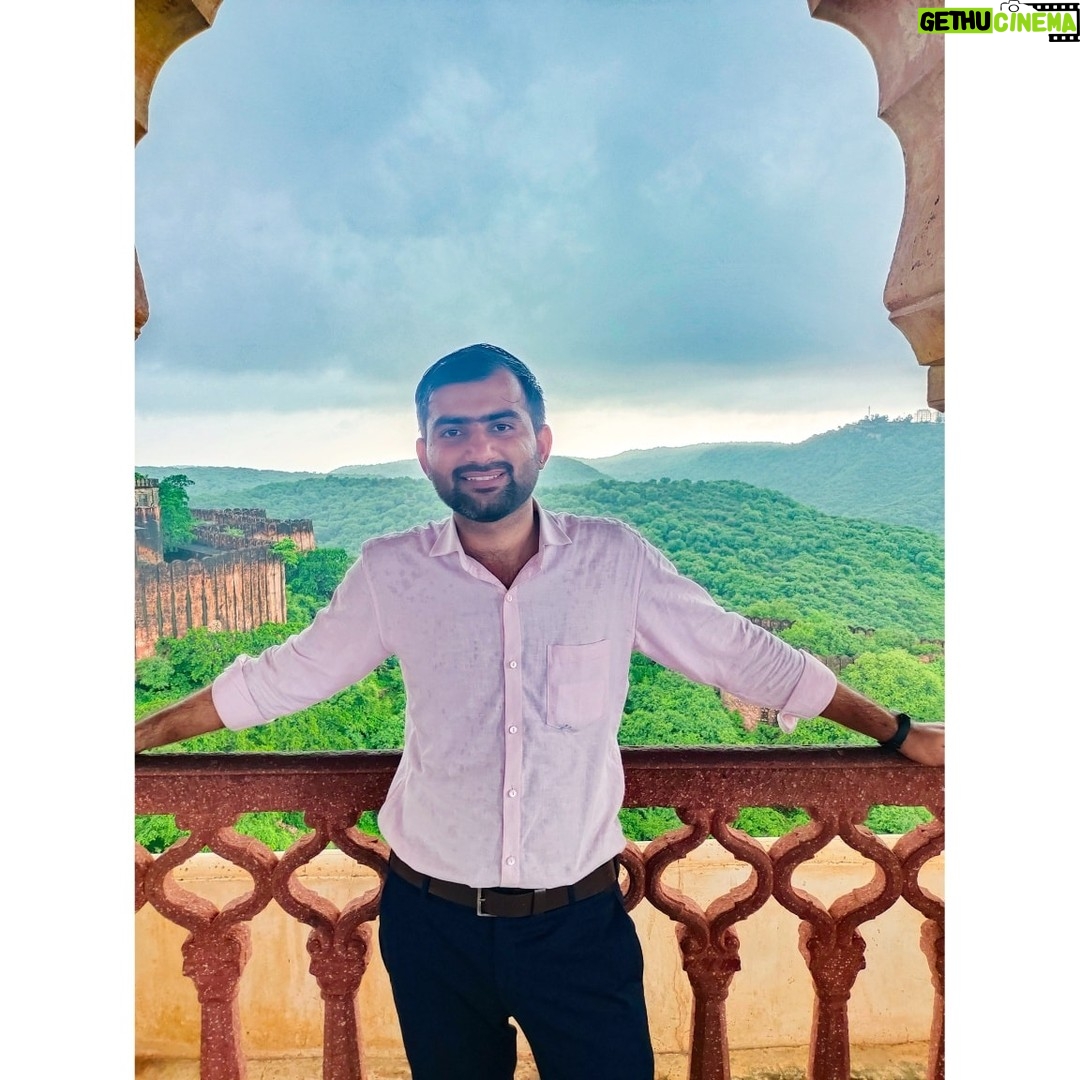 Junjaram Thory - 289 Likes - Heaven is under our feet as well as over our heads.. 📸🏞️🌳🍀🇮🇳💕❤️
.
#heaven #jaipur #jaigarhfort #nature #naturelovers #junjaramthory #entrepreneur