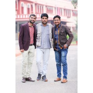 Junjaram Thory Instagram - Sometimes, being with your best friend, is all the therapy you need
.
.
With @sanjaykumawat123 and @kapilrajkp 
.
#jaipur #jaipurdiaries #junjaramthory #sanjaykumawat #kapilrajkp #friends #friendship