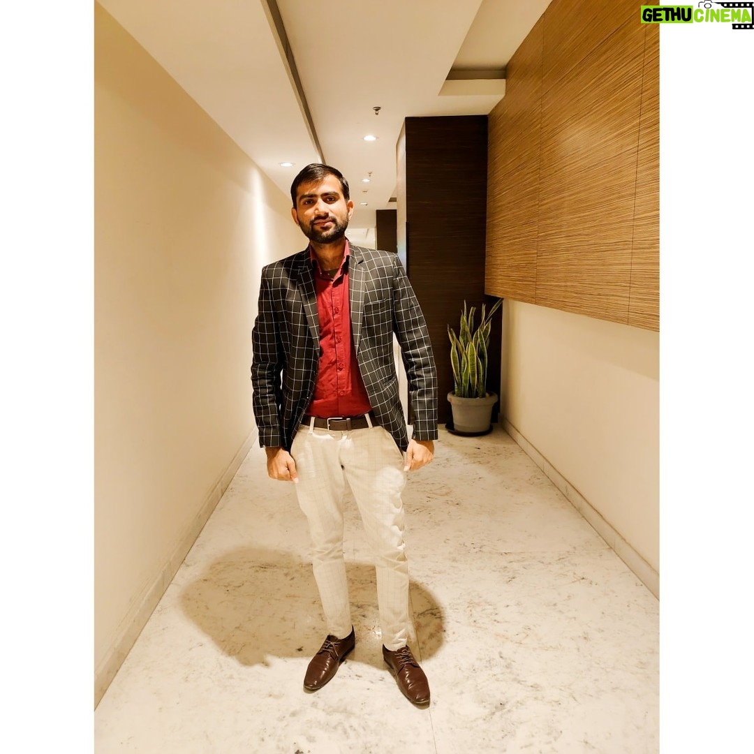 Junjaram Thory - 431 Likes - Once you replace negative thoughts with positive ones, you’ll start having positive results.
.
#junjaramthory #jaipur #jaipurdiaries #positivevibes #positivity #jaipurmarriott #entrepreneur #music #media