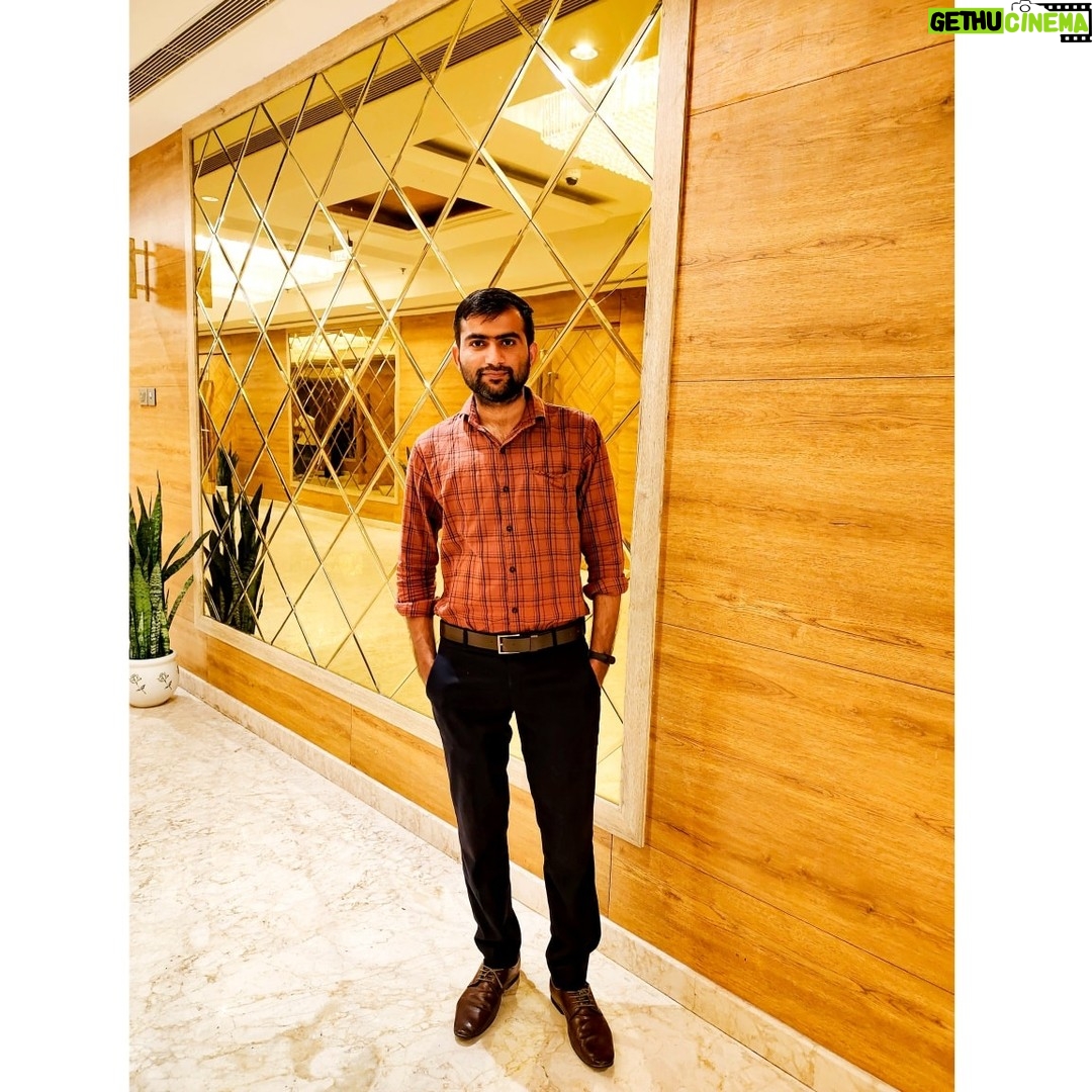 Junjaram Thory - 261 Likes - The best preparation for tomorrow is doing your best today.
#positivevibes #motivationalquotes #junjaramthory #jaipur #jaipurdiaries #jaipurtalks #entrepreneur #journalist #lifequotes #trending