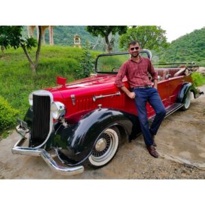 Junjaram Thory Instagram - Be the best version of yourself.📸🔥😍
.
#naturephotography #vintagecar #jaipur #junjaramthory #jaipurdiaries #entrepreneur