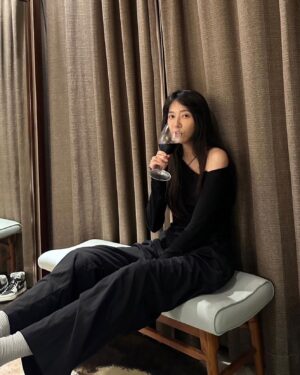 Juno Liu Instagram - 週末小聚💜🤪