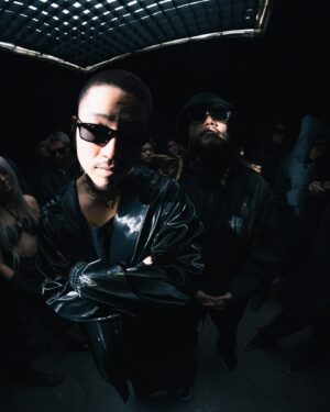 Junoflo Instagram - Behind tha skemes for the RIOT music video 🎬 Shoutouts to @thefakedavidchang, the most amazing crew, and all the homies that pulled up to be a part of this 🖤 How yall liking the video?

JUST JUNØ (the album) OUT NOW!
📸: @han.alexander @johnson_pq