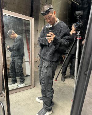 Junoflo Instagram - Hey guys. My album drops tonight 12am EST 🤗

🍾 RELEASE PARTY:
NEW YORK - 6/6 THURSDAY
LOS ANGELES - 6/14 FRIDAY
🎟️ #linkinbio
