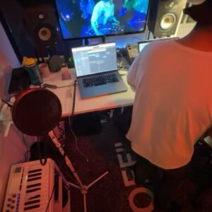 Junoflo Instagram - Behind the scenes of the album.. Found some flicks from while I was fully locked in. This project wouldn’t have been possible without my brother @doomsday5d as co-pilot. This mans believed in me the second we met in Korea and made “Acid Freestyle”, (got a placement in NBA2K!!) and we been cookin ever since. I admire your passion to explore the unknown, even when we have no idea where it’s gonna go. Usually it’s somewhere really weird, but gahtdam awesome. We’ve archived so many songs   ideas along the way, and all that led us here to the album. And that’s the beauty of creating, isn’t it? To capture the essence of what you’re feeling in that exact moment. Half of this project was birthed in LA, the rest finished in NY. I see this album as an audio journal of my journey over the last 2 years. BIG love to my brother @lingiepark for seeing the vision & helping visually creative direct this with me. And to @chuckykim @bigbananamusic @andrewkim.sound @danmillice for refining the sounds that were bouncing around in my head. I’m eternally grateful to have such talented friends surround me who are willing to just.. make dope shit. Blessings 🙂‍↕️

“JUST JUNØ” the album out now 🖤