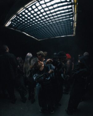 Junoflo Instagram - Behind tha skemes for the RIOT music video 🎬 Shoutouts to @thefakedavidchang, the most amazing crew, and all the homies that pulled up to be a part of this 🖤 How yall liking the video?

JUST JUNØ (the album) OUT NOW!
📸: @han.alexander @johnson_pq