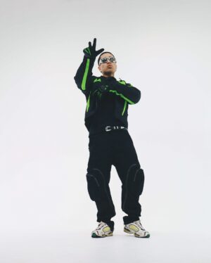 Junoflo Instagram - OK YALL GOTTA LET ME KNO.. FAV SONG OFF THE ALBUM? #JUSTJUNØ