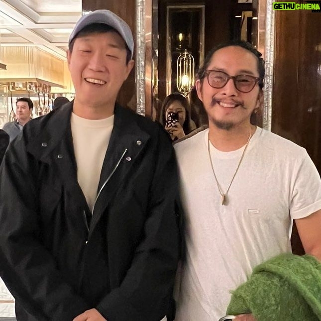 Justin Chon - 4.5K Likes - SOUTH KOREA🇰🇷
🌺Photo dump