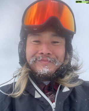 Justin Chon Instagram - Thank you @sundanceorg !! 

#sundancefilmfestival #jamojaya