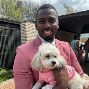 Justin J. Pearson Instagram - Happy Resurrection Sunday! Thank you to Community of Faith Christian Church @cfccmemphis and @churchoftheriver for inviting me to deliver the Easter message. Jesus fought and died for Justice with a ministry that challenged and disrupted the status quo. May we all take up our cross for Justice as he did. Happy Easter and may we continue to fight for justice! ✝️💙🐇💕🐣✨
