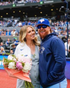 Justin Turner Most Liked Photos and Posts