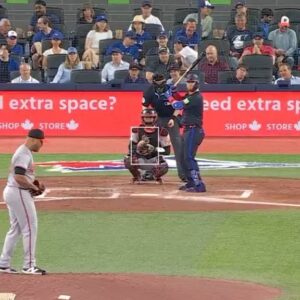 Justin Turner Instagram - JT x 1500 👏 #TOTHECORE