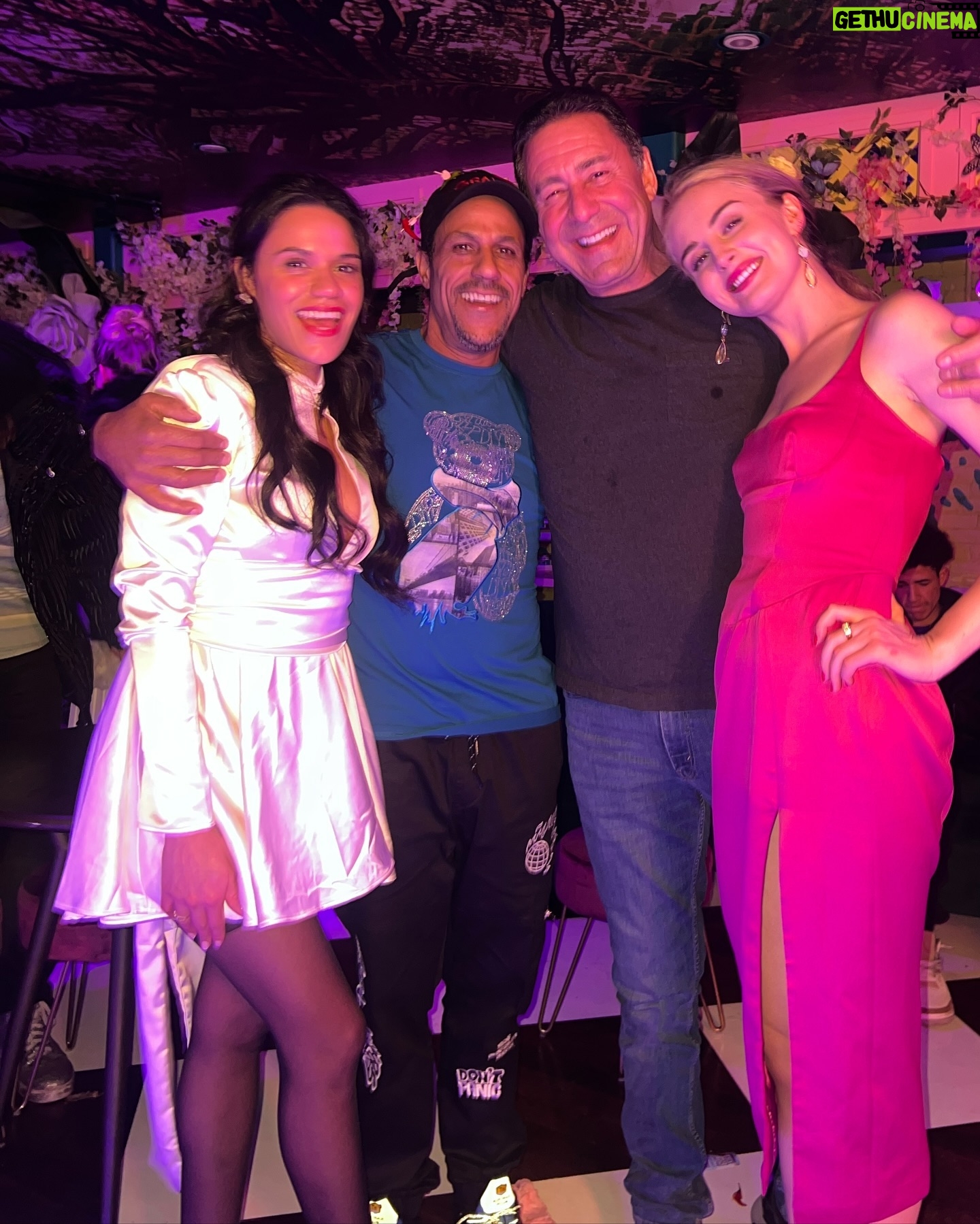Justina Adorno - 3 Likes - Happiest of birthdays to the greatest thing that came into my life this past year! @itsjamielogan I don’t know how to put into words how much I love you, appreciate you, adore you! I have so much peace and happiness in my life because you’re in it! Let’s go celebrate you and I’ll stop now before I cant stop crying ! Thanks God for Jamie Logan!
#happybirthday #gemini #love #soulmates #bff #vegan #loveislove #peace