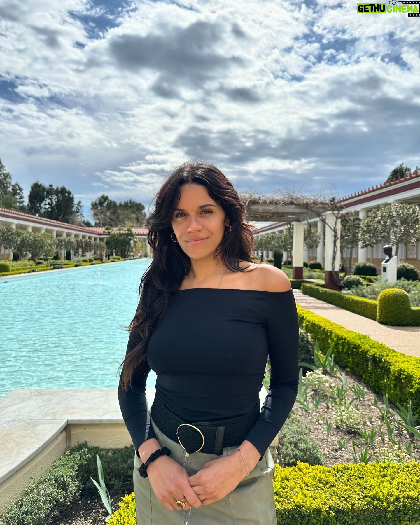 Justina Adorno - 3 Likes - 🪷
#gettyvilla #pcp #california #art #nature