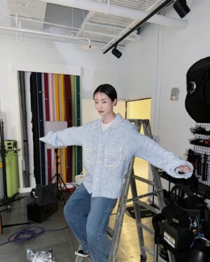 Juuko Zhu Instagram - behind the scene 🙂‍↔️🙂‍↔️🙂‍↔️
 ( and tagging @plateau_studio )