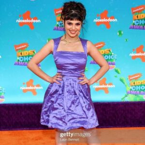 Jy Prishkulnik Instagram - Manic pixie dream vibes hit🎆What a surreal honor to be nominated with the rest of the @monsterhigh cast for Favorite Movie at the 2023 @kidschoiceawards !!!! 

I will never forget this purple n orange evening💜🧡

Thank you to my incredible team to whom I owe so much @symingtontalentmanagement @cesdtalent @characterstalentagency @throughthelooking.glass @pedro_tapia___ @agentmelissabb

And to my fairy godparents 
@makeup_by_jessicarobertson 💋 @hairbaeraul 💇🏻‍♀️

#monsterhigh #kidschoiceawards #redcarpet #cleodenile #nickelodeon #paramountplus