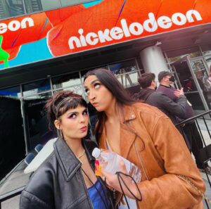 Jy Prishkulnik Instagram - Manic pixie dream vibes hit🎆What a surreal honor to be nominated with the rest of the @monsterhigh cast for Favorite Movie at the 2023 @kidschoiceawards !!!! 

I will never forget this purple n orange evening💜🧡

Thank you to my incredible team to whom I owe so much @symingtontalentmanagement @cesdtalent @characterstalentagency @throughthelooking.glass @pedro_tapia___ @agentmelissabb

And to my fairy godparents 
@makeup_by_jessicarobertson 💋 @hairbaeraul 💇🏻‍♀️

#monsterhigh #kidschoiceawards #redcarpet #cleodenile #nickelodeon #paramountplus