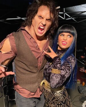 Jy Prishkulnik Instagram - Monster Dump 1 of 👻 SPOILERS AHEAD‼️

Cannot express how truly full my monster heart is with awe and adoration for each unholy soul that I had the pleasure of working with on this project☠️💗

@monsterhigh The Movie is screaming now, only on @nickelodeon and @paramountplus 

Special thanks to my team @symingtontalentmanagement @throughthelooking.glass @cesdtalent @pedro_tapia___ @characterstalentagency @agentmelissabb 

PC @gurdaur 

#monsterhigh #cleodenile #cleoandfrankie #bts #nickelodeon #paramountplus #mattel #monsterhighthemovie #onset #actorslife