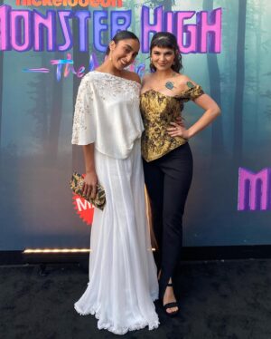 Jy Prishkulnik Instagram - Still screaming from this surreal evening at Paramount Studios with all my beast ghouls🪲💛 

Are you ready for Monster High: The Movie? It’s coming out of the dark in only 2 days☠️💗

PC: @peachhillmedia 

Now for some monster shoutouts: 

Thank you to the most incredible talent team for making my monster dreams come true @symingtontalentmanagement @throughthelooking.glass @characterstalentagency @cesdtalent @pedro_tapia___ @agentmelissabb 

Thank you to the wonderful  @sherylevine for giving this little girl a chance💜 

Thank you to the gruelest glam squad a mummy could wish for
Hair by @hairbaeraul 
Makeup by @makeup_by_jessicarobertson 
Custom corset by @aiko_kivamoto 

You made this vision come to life! 

Thank you for capturing these moments, carrying my Cleo bag, and for your loving care and support @iconicrickyy 

And always to my family for cheering me on from near and far💛🪲

#monsterhigh #monsterhighthemovie #paramountplus #cleodenile #beyourselfbeuniquebeamonster #newmovie #nickelodeon #moviepremiere #bts #mattelcreations #nickanimation