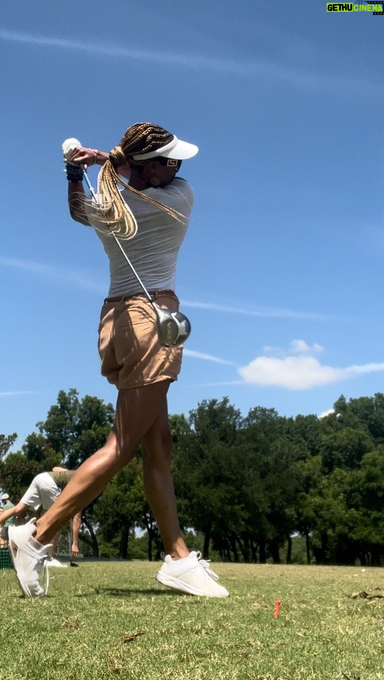 K.D. Aubert - 3 Likes - ⛳️Yes, I talk to myself and cuss a lot when I do this 😂 Oh and it had to be at least 100 degrees out here 🥵🥵🥵
#letsgogolfing #DallasGolfGirls #Golf #MadameAubert