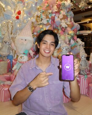 KD Estrada Instagram - Hassle free service ba hanap mo to send and receive money this Christmas? Download the @worldremit app, with a few taps madali mo ng mapapadala ang pera from abroad deretso sa bank account, cash pick-up or mobile wallet ng pamilya mo dito sa Pinas! Easy to send and easy to receive! Kaya I-WorldRemit mo na yan!