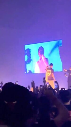 KEIJU Instagram - POP YOURS🙌
@tofubeats @gottz_southpark @shuheiuesugi8 @benjazzy_breath @yokonoribuddha @trigafinga048 @nba_kazu @ni_na.badgalqueen @brownfish_eri @kvibaba @aklovision @gkid_breath @gucaowl_official @__j_j_j__  @newj0221 @hyorimade @jin_sakurai @lex_zx_lex_0