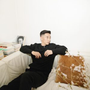 KEIJU Instagram - 'Falling' OUT NOW. LINK IN BIO.