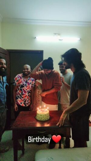 Kaarthik Shankar Instagram - Birthday ❤️ Celebration ❤️ Thank u so much guyzzzz❤️
#kaarthikshankar #birthday