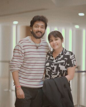 Kaarthik Shankar Instagram - ചെറിയ കണ്ടുമുട്ടൽ🥰 @missparokod @kaarthik_shankar