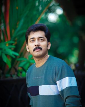Kaarthik Shankar Instagram - Good Morning❤️

#kaarthikshankar #photoshoot #malayalam