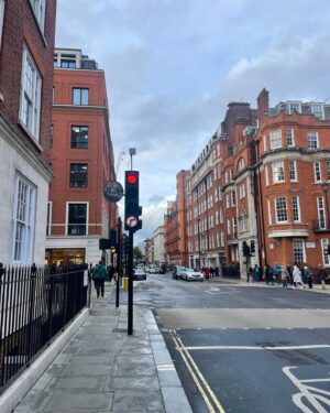 Kaci Walfall Instagram - Sweet London before my phone got stolen lol❤️‍🩹