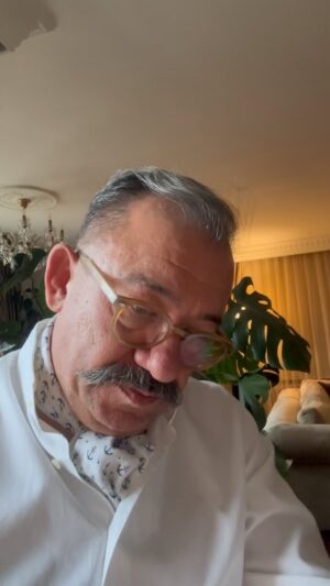 Kadir Çöpdemir Instagram - Seçim ciddi iştir ihvanlar, kim kime vercek? sonuç ne olcek? Simüle etmemiz şart… Destekçi misin? Köstekçi misin? Bi ses olmadı bi nefes verin yau…