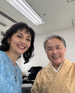 Kaho Minami Instagram - #プレバト #俳句
俳句初出演‼️楽しみにしてました😊😊😊
ビギナーですが、もちろん自信はあります🌈
だって文学少女でしたから😊
放送は4月18日19時から‼️
この日も #浜ちゃん の司会は最高やったー‼️
#夏井いつき 先生からは「あなたは詠みたいたいものがたくさんあるから、もっともっと俳句を創りなさい」と言われ、俄然やる気でできたー😊😊😊よっしゃー‼️‼️‼️
放送をお楽しみに‼️

#浜田雅功 さん
#清水麻椰 アナ
#梅沢富美男 さん
#森口瑤子 さん
#二階堂高嗣💚 さん
#近藤千尋 さん
#ダウ90000
#蓮見翔 さん
#園田祥太 さん
#水田信二 さん
#mbs

#南果歩
#kahominami 
#미나미카호
#japaneseactor

@agete_official  可愛い❤️