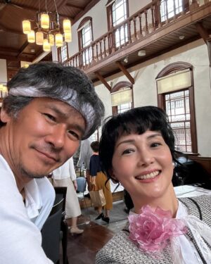 Kaho Minami Instagram - 映画 #らかんぱねら
撮影中です😊😊😊
幼馴染のような #伊原剛志  さんと夫婦役です。
私の初舞台「ロミオとジュリエット」でジュリエットとロミオと出会う前の婚約者パリス伯爵役で共演後、何度かドラマでもご一緒しています。

この映画は海苔師の #徳永義昭 さんが５０歳を過ぎて、名曲 #ラカンパネラ　をピアノで弾くまでのトゥルーストーリーがベースとなっています。
本当にすごい実話‼️‼️‼️
今秋公開予定です😊

@tsuyoshi_ihara 
@tokunaga.yoshiaki0605 

#映画
#佐賀県
#ロケ
#南果歩
#kahominami
#미나미카호
#japaneseactor