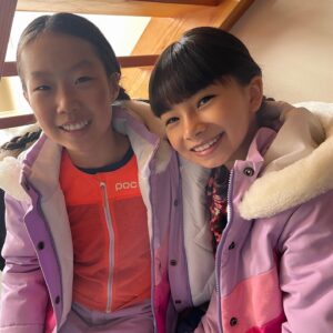 Kai Cech Instagram - XO, Gwynny ❄️🫰 the best memories @americangirlbrand #gwynntan #corinnetan