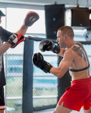 Kai Kara-France Instagram - 4 days til go time! 👊🏻