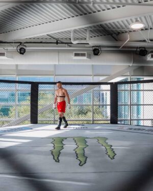 Kai Kara-France Instagram - 4 days til go time! 👊🏻