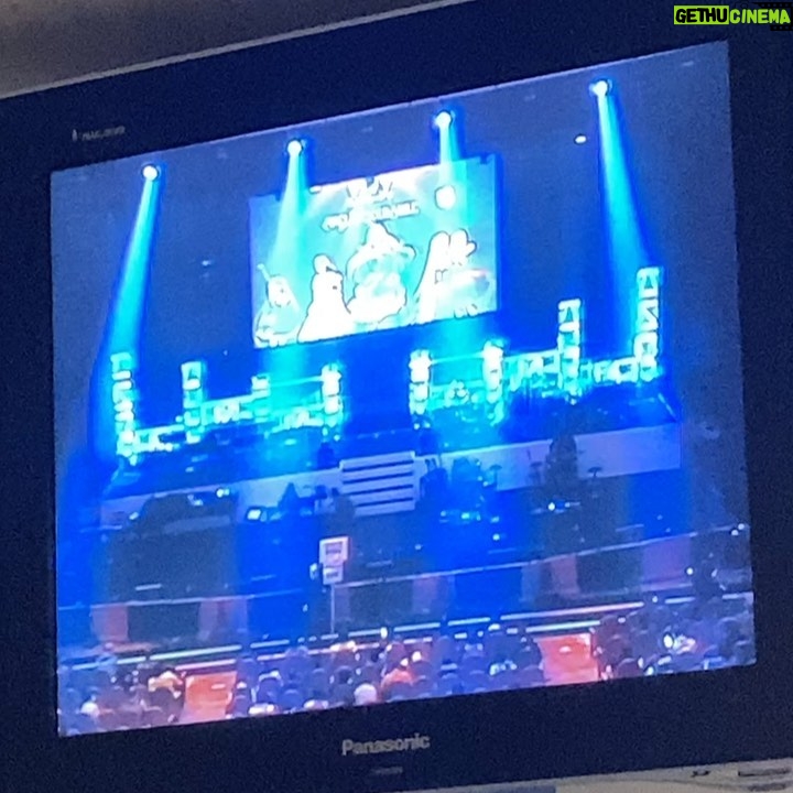 Kairi Yagi - 2.9K Likes - VIVY LIVE ありがとうございました。
お客さんが入ってくのを見てて、どんどん嬉しくなりました…!
また別の機会にでも歌を聴きに来てください。