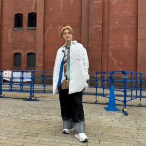 Kaito Sakurai Instagram - ブランチ衣装👔

【スタジオ】

パンツ@aiver_official
　　　@sian.pr