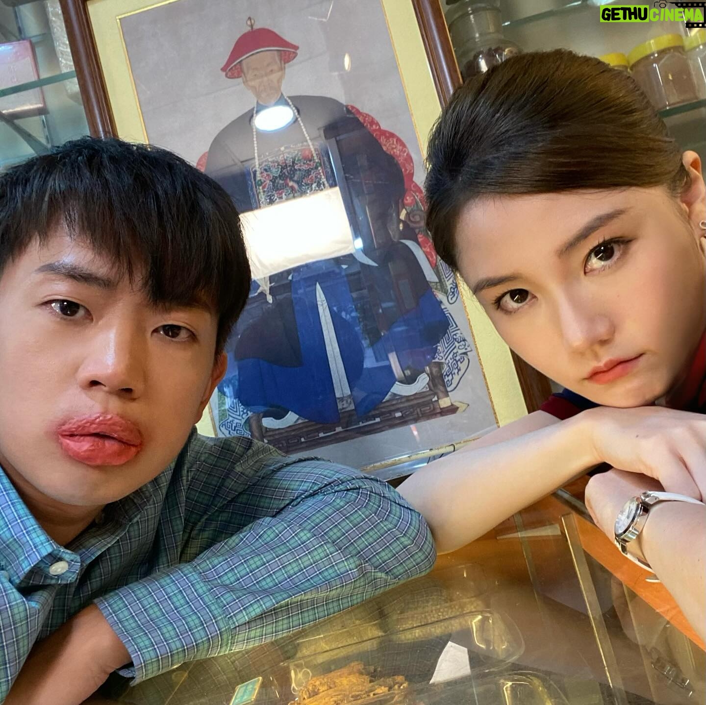 Kaki Sham - 9K Likes - 大師,你又話你醫人有一手,究竟你平時係醫咩?
本身個嘴都唔係好,而家仲衰多幾錢重🤦🏻♂️
#轉角浣紗街