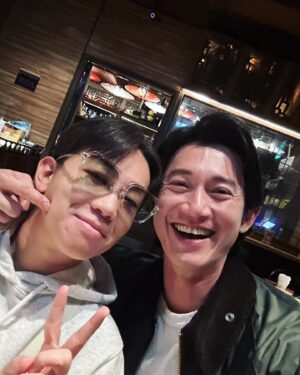 Kaki Sham Instagram - 恭喜慷仁哥得獎🥰要繼續努力跟你學習💪🏼
真係好替你開心