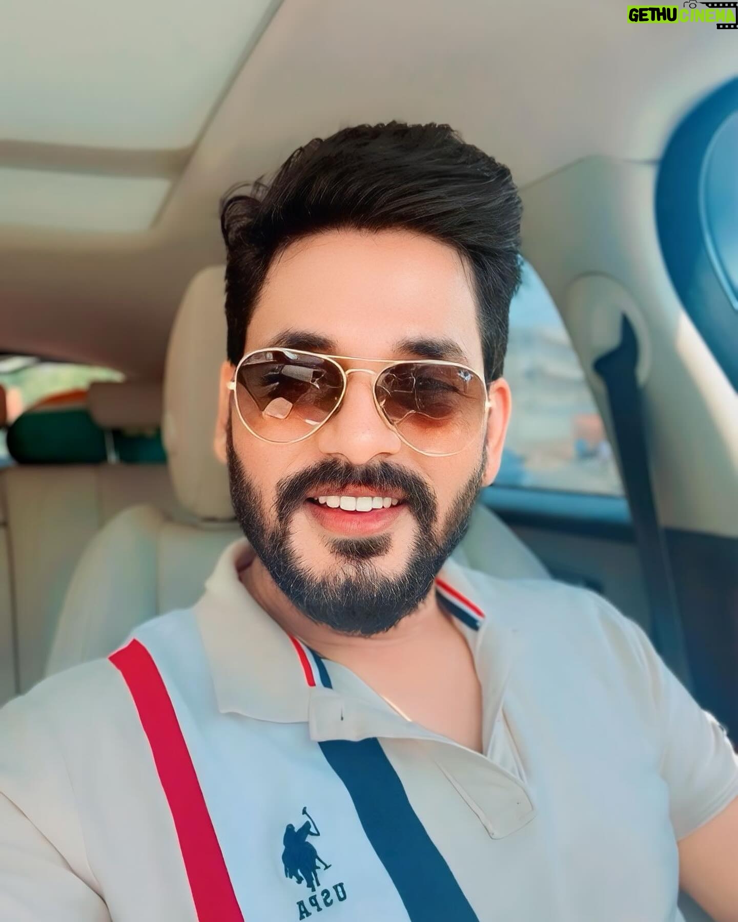 Kamal Digiya - 526 Likes - Be your own reason to smile 💯❤️
.
.
@kamaldigiya__official
@kamaldigiya__official
@kamaldigiya__official
.
.
#digiya #kamaldigiya #office #photo #photography #photographer #instagood #instagram #insta #instadaily #digiyamusic #digiyamusicstudio #trending #trendingreels #viralreels #photooftheday #2024 #jaimatadi #vaishnomata #jaishreekrishna #jaiganpatibappamorya #faridabad #delhi #noida