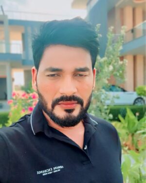 Kamal Digiya Instagram - Beauty is only skin deep. Attitude is down to the bone 🦴🕶️
.
.
@kamaldigiya__official 
@kamaldigiya__official 
@kamaldigiya__official 
.
.

#digiya #kamaldigiya #office #photo #photography #photographer #instagood #instagram #insta #instadaily #digiyamusic #digiyamusicstudio #trending #trendingreels #viralreels #photooftheday #2024 #jaimatadi #vaishnomata #jaishreekrishna #jaiganpatibappamorya #delhi #faridabad #noida #delhincr