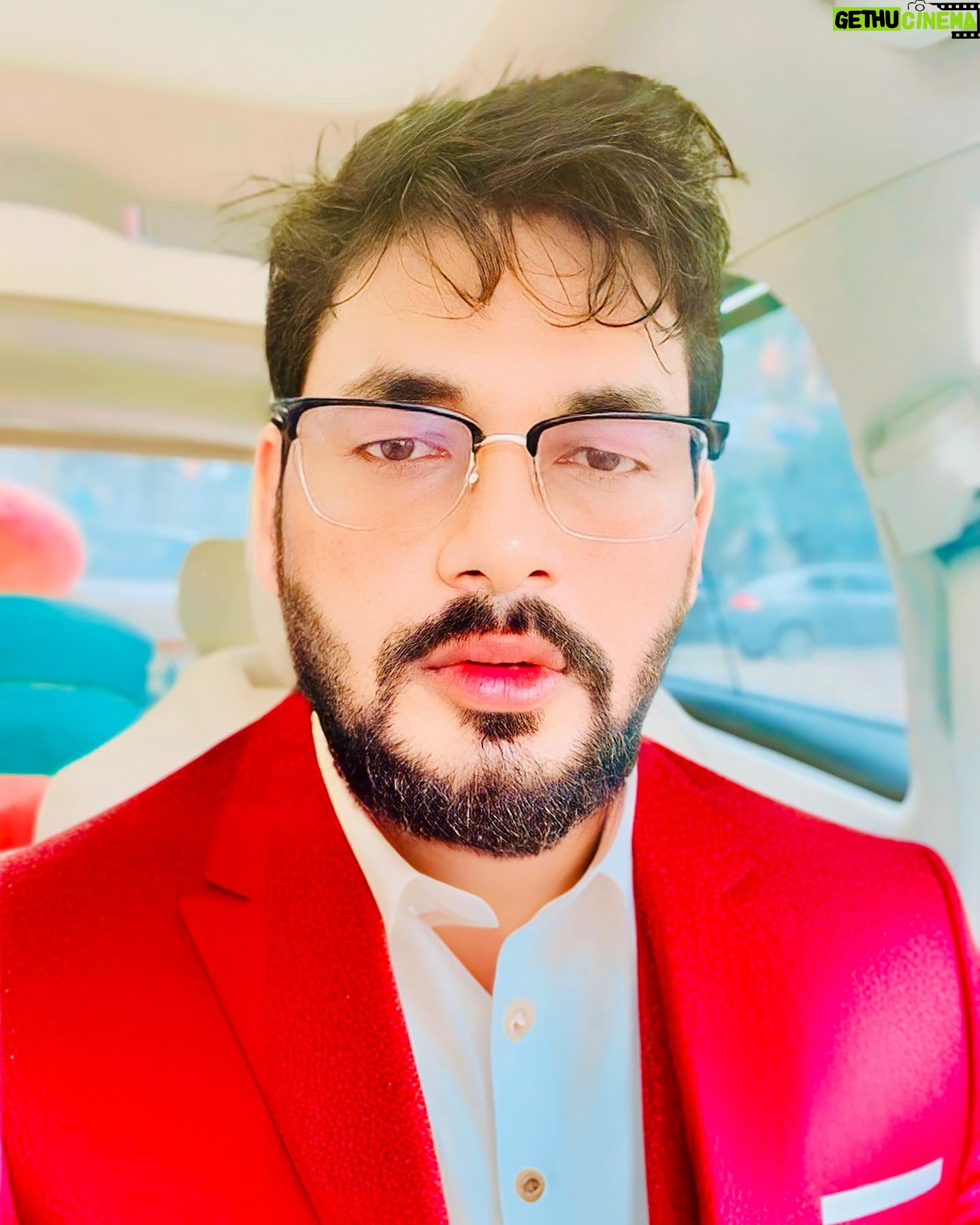 Kamal Digiya - 1.3K Likes - Things won’t get better unless you think better.💯
.
.
@kamaldigiya__official
@kamaldigiya__official
@kamaldigiya__official
.
.
#digiya #kamaldigiya #office #photo #photography #photographer #instagood #instagram #insta #instadaily #digiyamusic #digiyamusicstudio #trending #trendingreels #viralreels #photooftheday #2024 #jaimatadi #vaishnomata