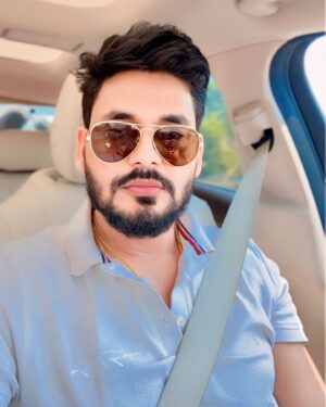 Kamal Digiya Instagram - “Breaking rules and records 🏆🫶
.
.
@kamaldigiya__official 
@kamaldigiya__official 
@kamaldigiya__official 
.
.

#digiya #kamaldigiya #office #photo #photography #photographer #instagood #instagram #insta #instadaily #digiyamusic #digiyamusicstudio #trending #trendingreels #viralreels #photooftheday #2024 #jaimatadi #vaishnomata #jaishreekrishna #jaiganpatibappamorya #delhi #faridabad #noida #delhincr