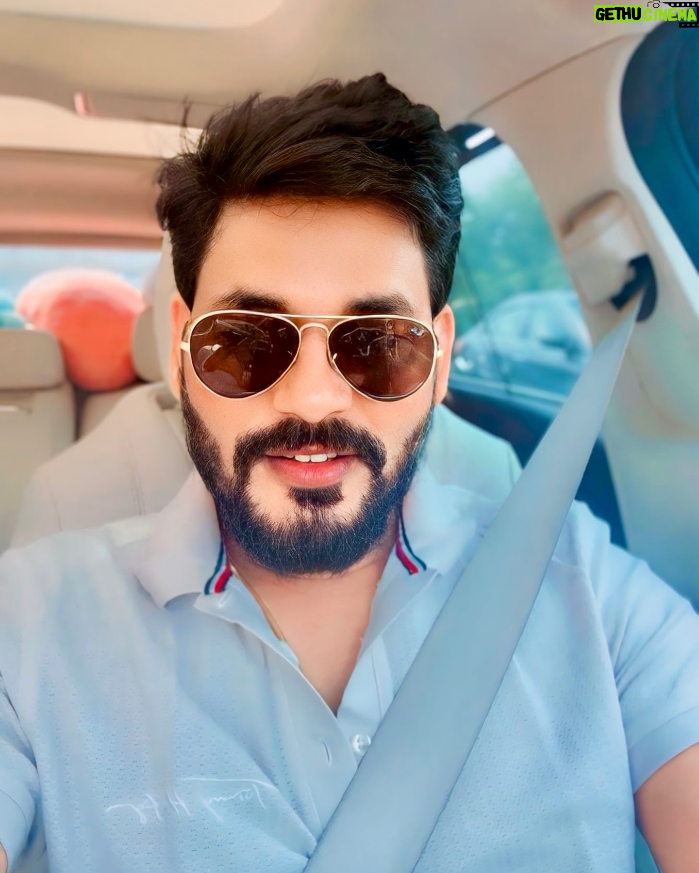 Kamal Digiya - 884 Likes - I’m at the point where I don’t want to impress anyone anymore. If people like me the way I am, great. If they don’t, well, it’s their loss. 😎
.
.
@kamaldigiya__official
@kamaldigiya__official
@kamaldigiya__official
.
.
#digiya #kamaldigiya #office #photo #photography #photographer #instagood #instagram #insta #instadaily #digiyamusic #digiyamusicstudio #trending #trendingreels #viralreels #photooftheday #2024 #jaimatadi #vaishnomata #jaishreekrishna #jaiganpatibappamorya #delhi #faridabad #noida #delhincr